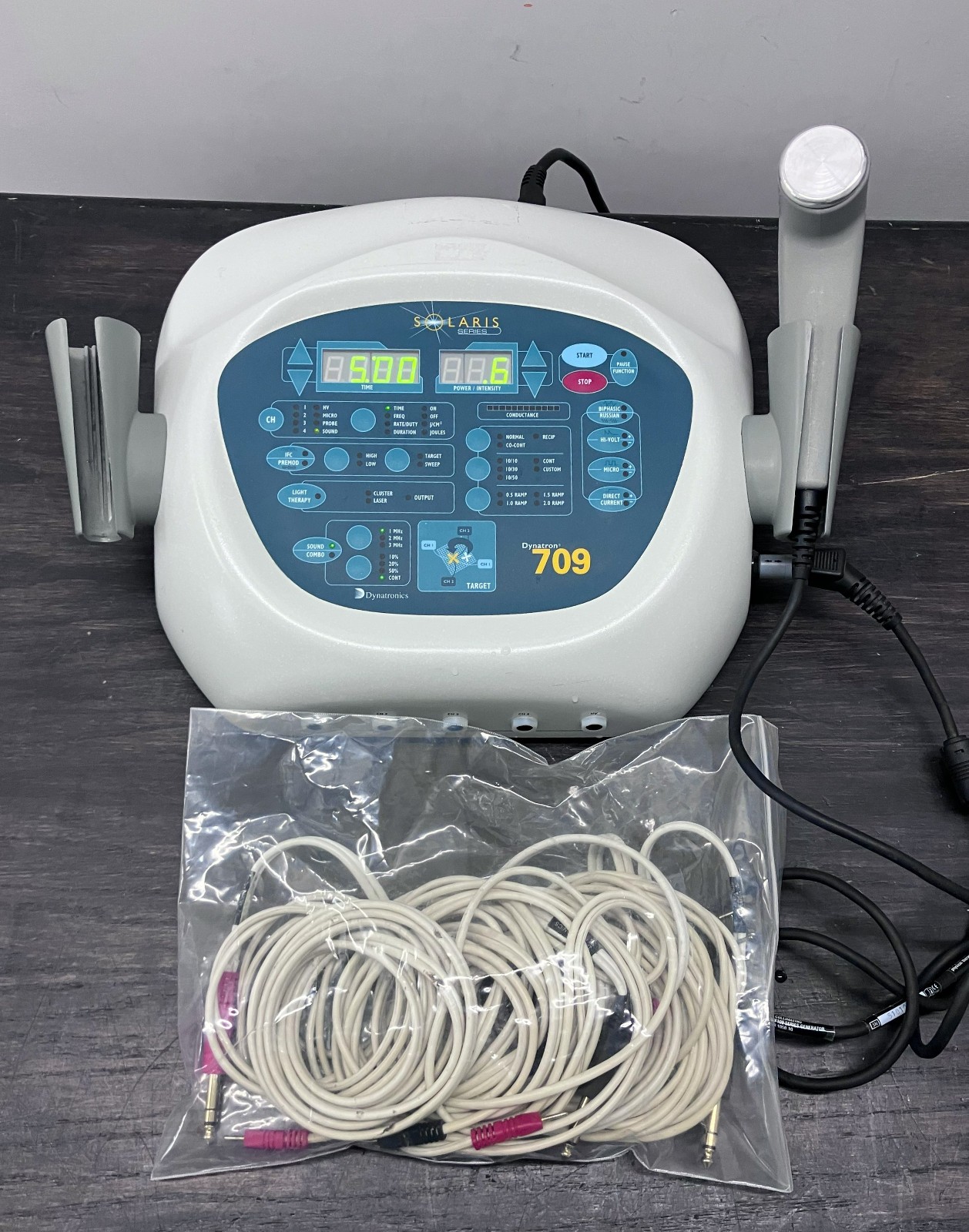 Dynatron Dynatronics Solaris 709 Ultrasound Combo with Sound Applicator