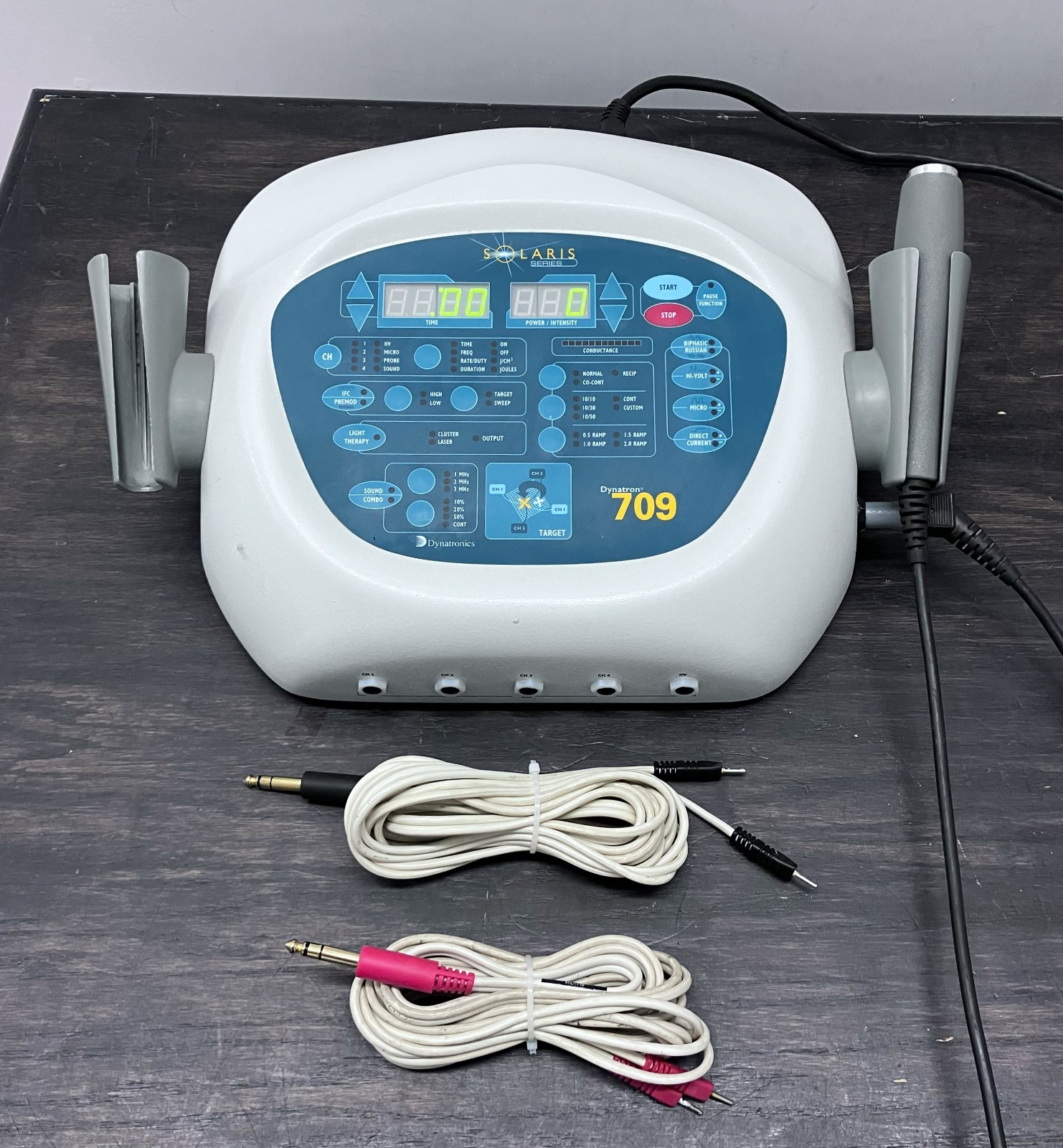 Dynatron Dynatronics Solaris 709 Ultrasound Combo with Sound Applicator