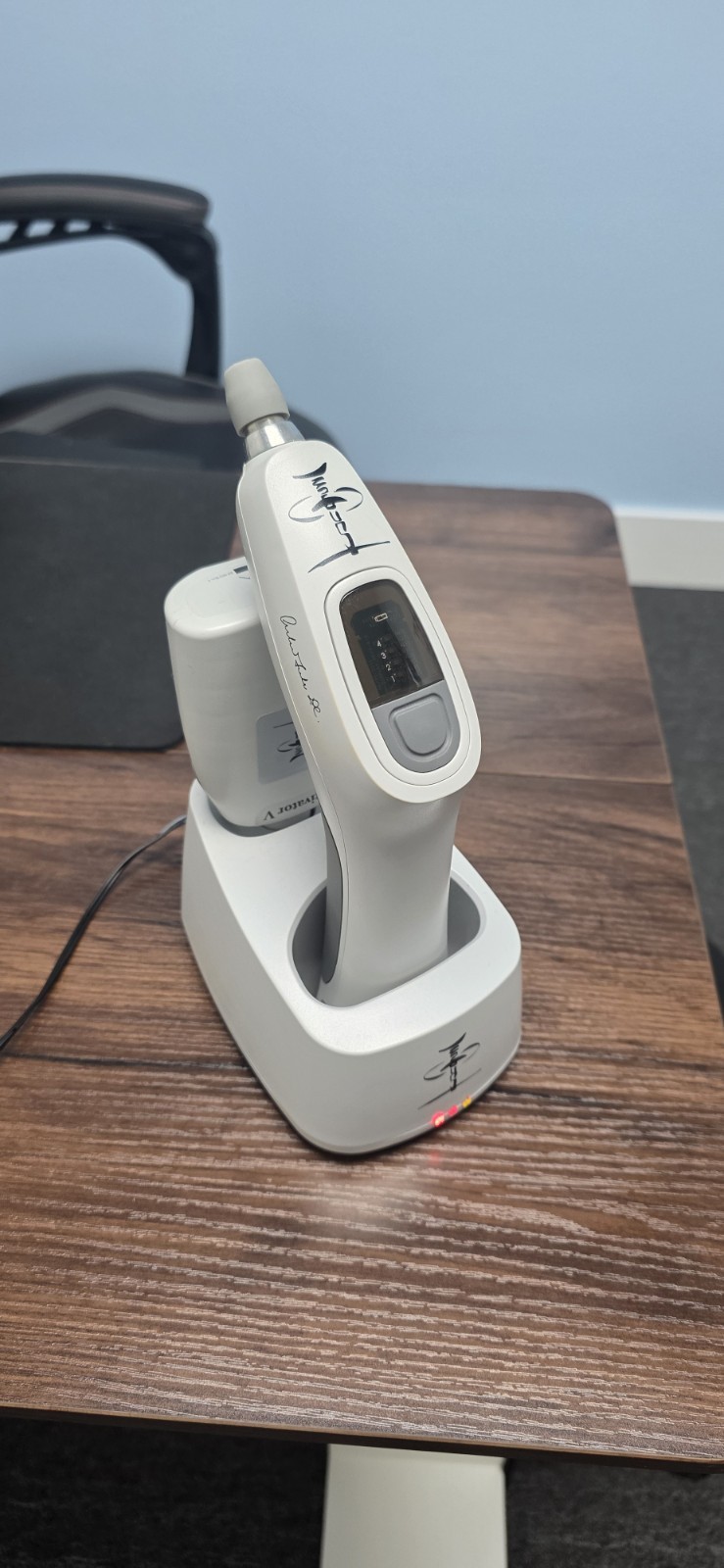 Activator V Chiropractic Adjusting Instrument